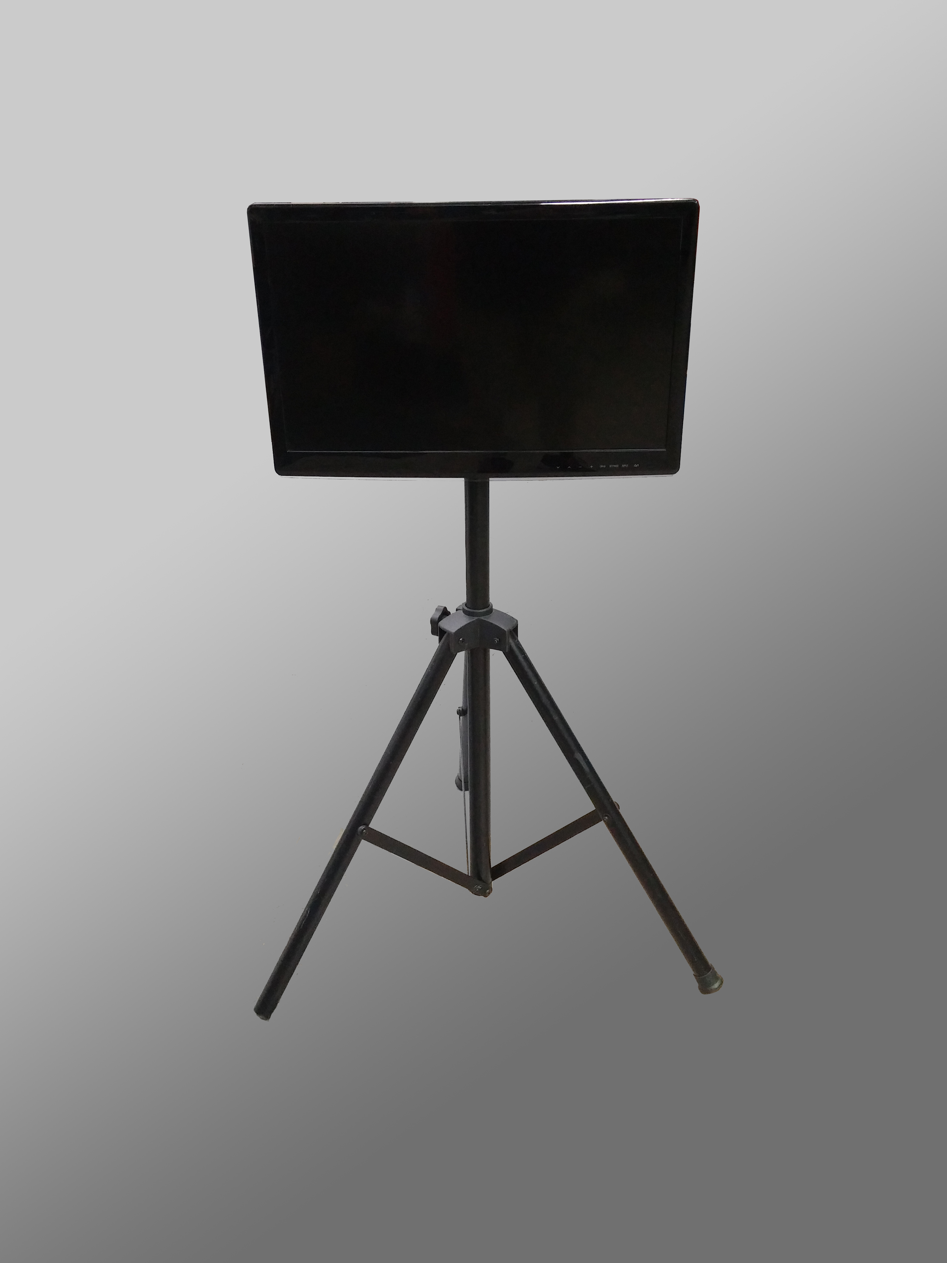 26″ with Speaker Stand