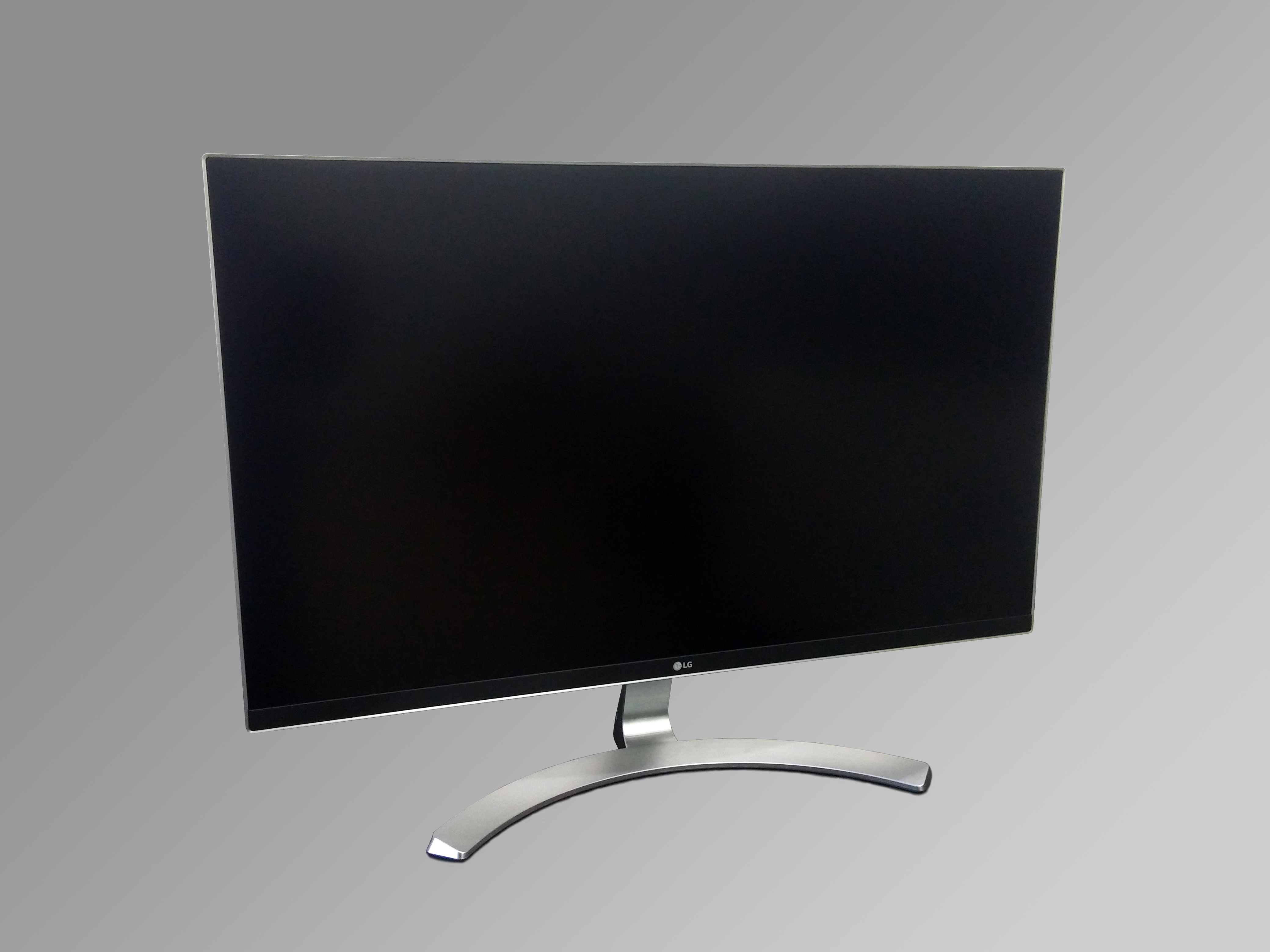 LG 27UD68-W  27″ 4K Monitor